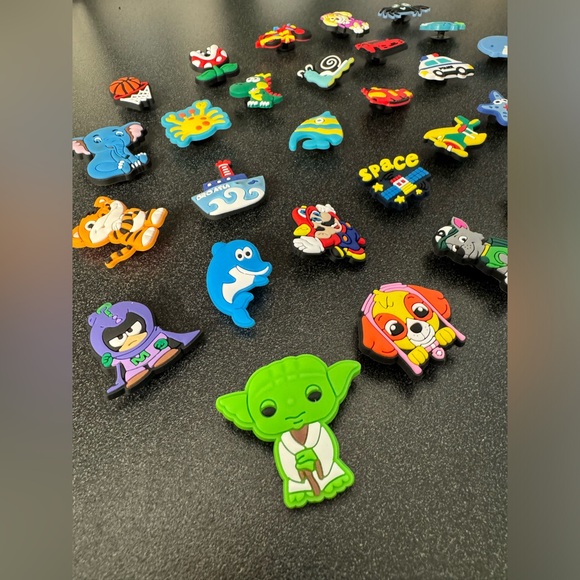 32 Croc Jibbitz for boys - Picture 2 of 6